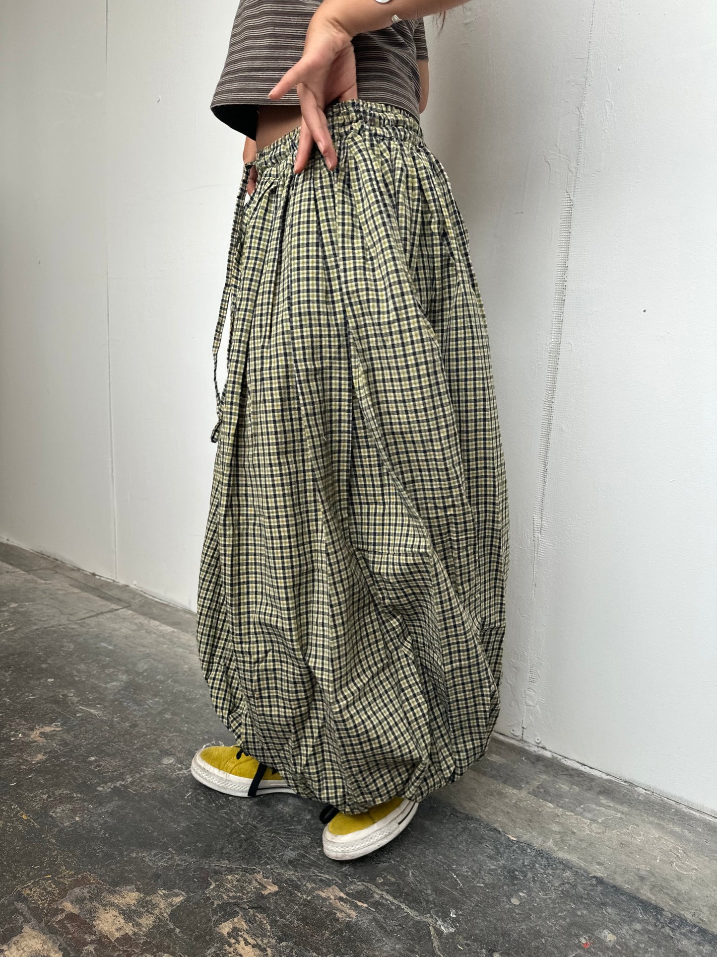 Check Oshi Trousers
