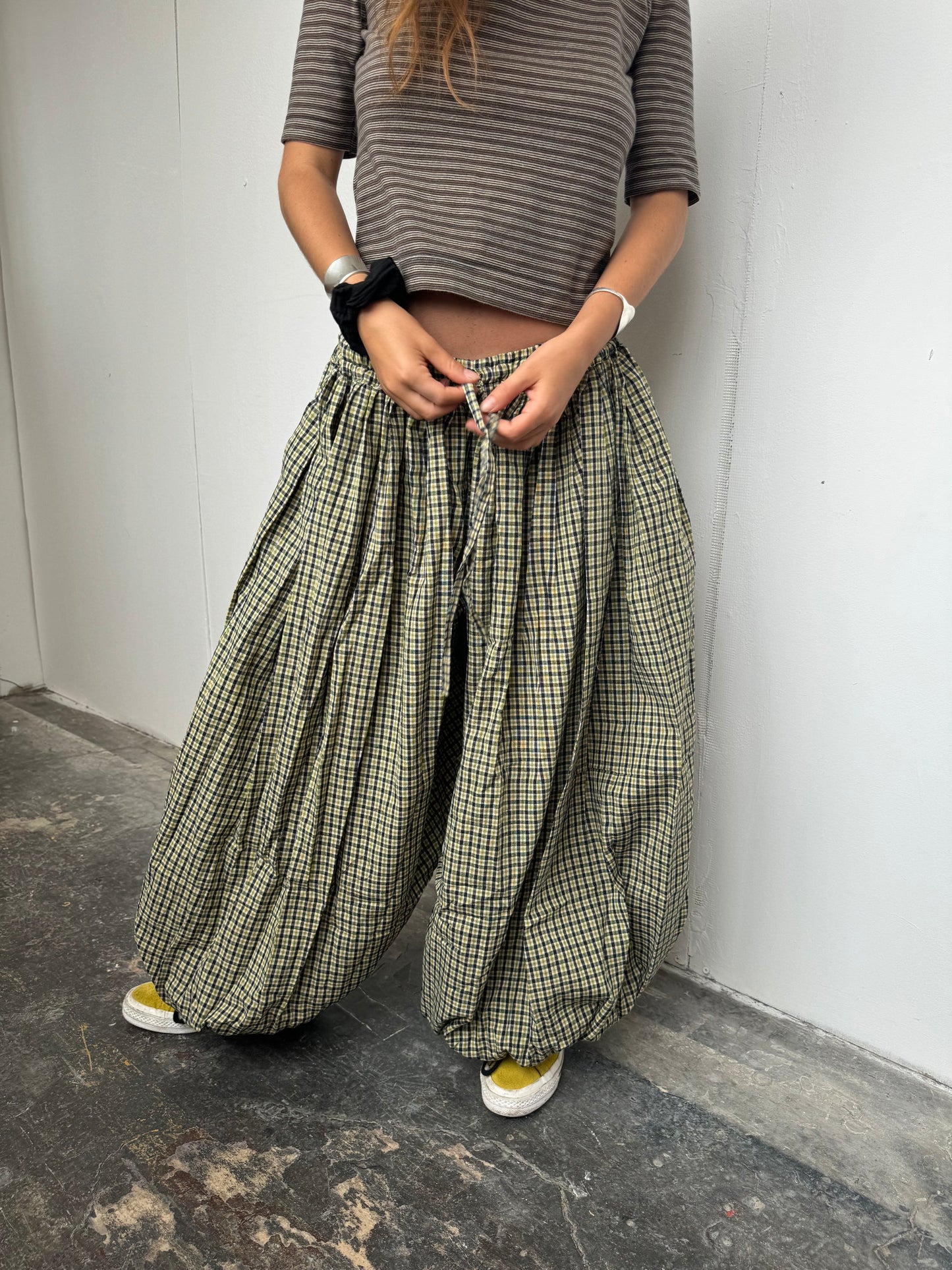 Check Oshi Trousers